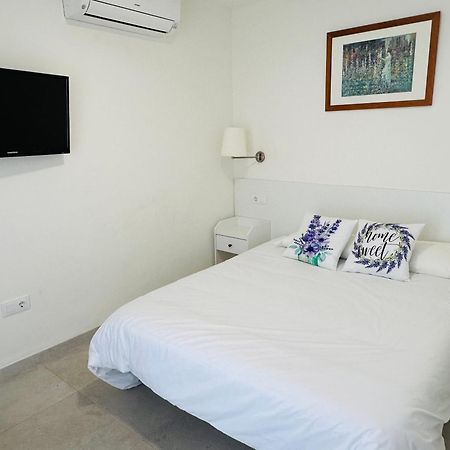 Apartamentos Turisticos Victoria Almuñécar エクステリア 写真